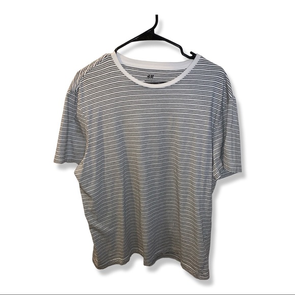 black & white striped H&M tee - Picture 3 of 3